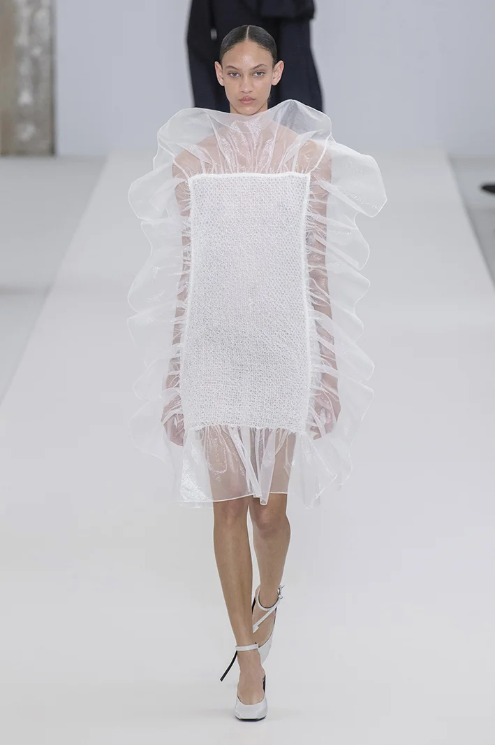 nina-ricci-rf19-0901.jpg