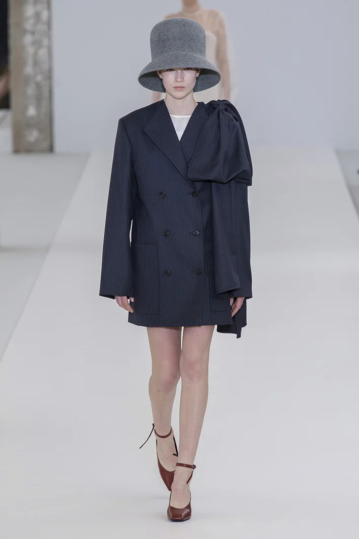 nina-ricci-rf19-0911.jpg