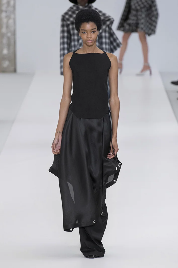 nina-ricci-rf19-1005.jpg