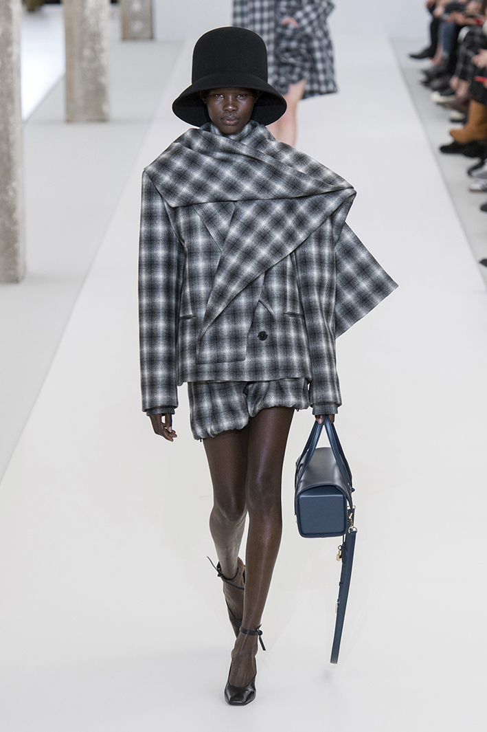 nina-ricci-rf19-1015.jpg