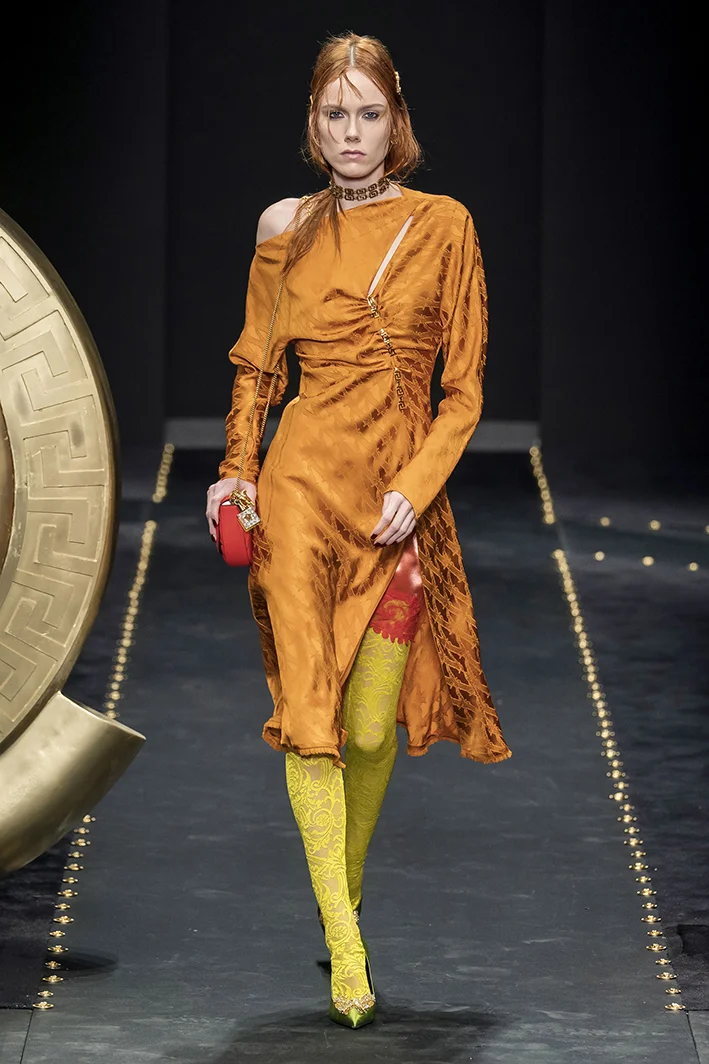 versace-rf19-0116.jpg