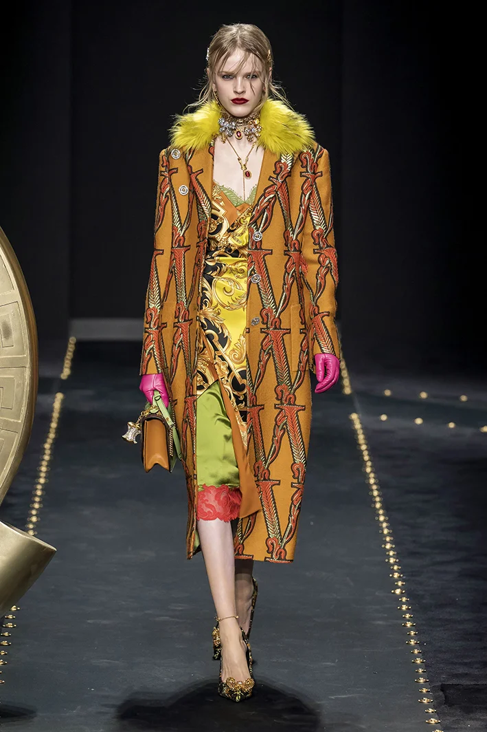 versace-rf19-0127.jpg