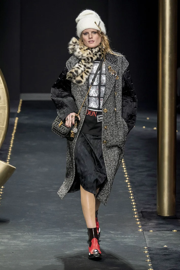 versace-rf19-0141.jpg