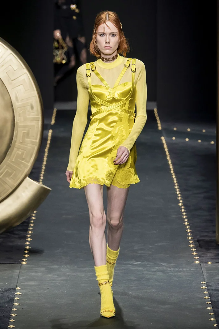 versace-rf19-0520.jpg