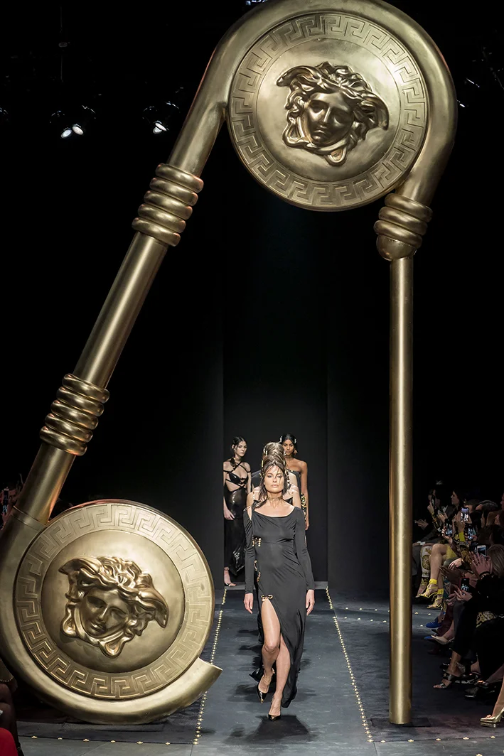 versace-rf19-0681.jpg