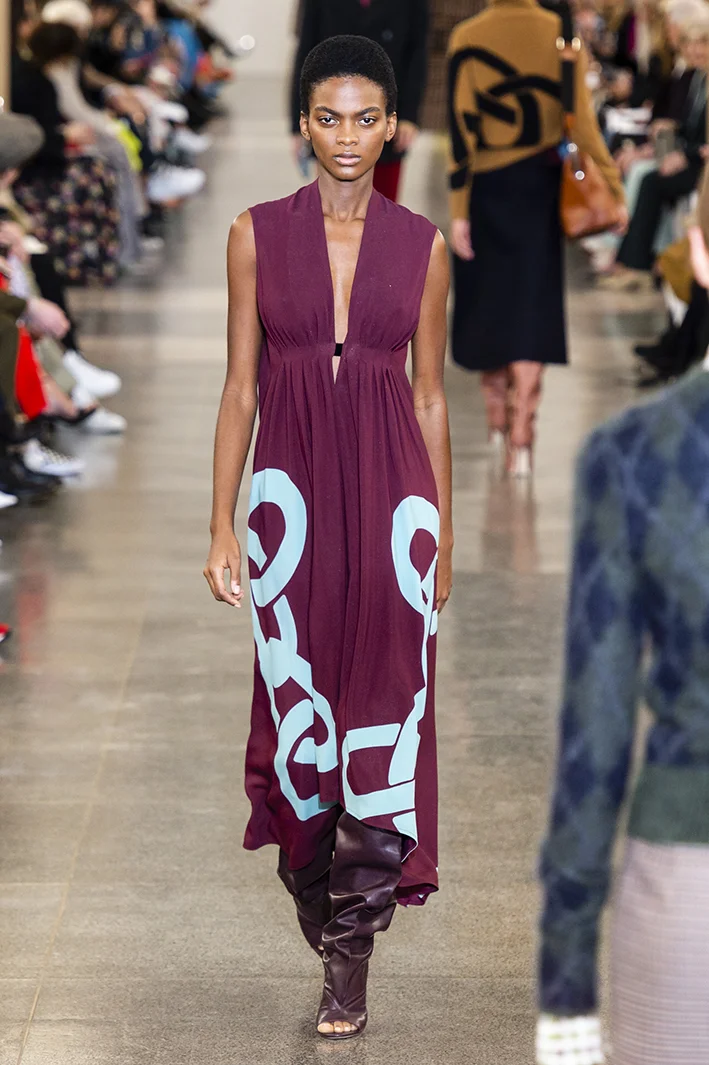 victoria-beckham-rf19-0170.jpg