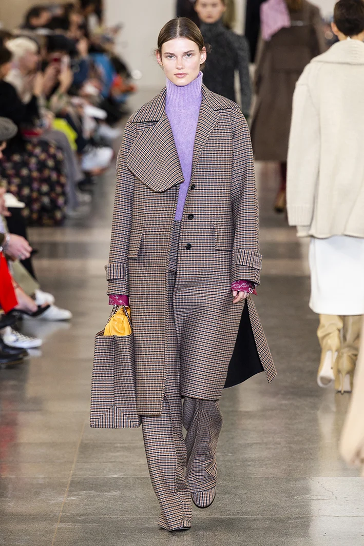 victoria-beckham-rf19-0266.jpg