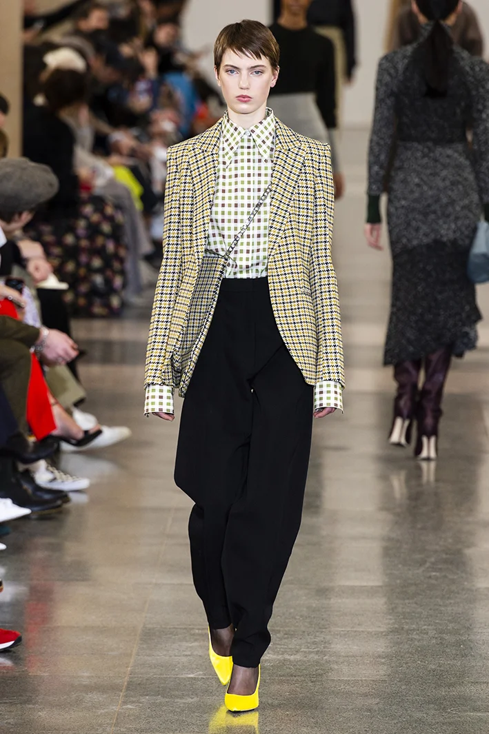 victoria-beckham-rf19-0330.jpg