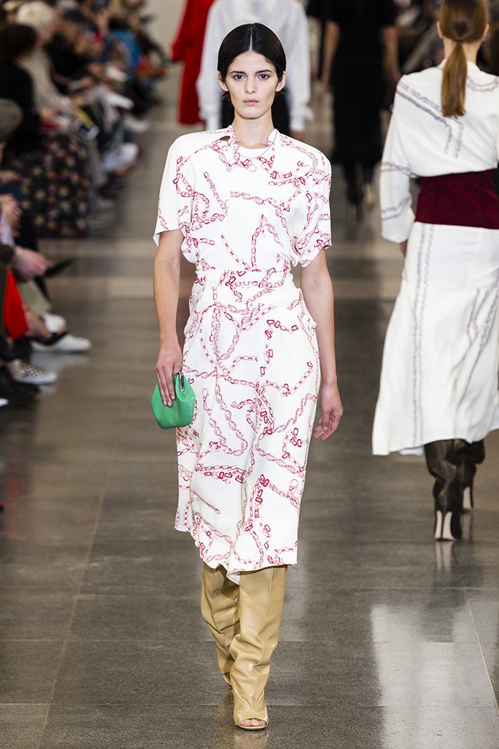 victoria-beckham-rf19-0530.jpg
