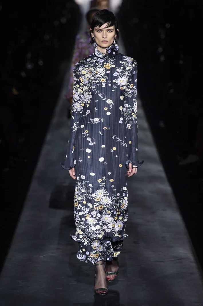 givenchy-rf19-0141.jpg