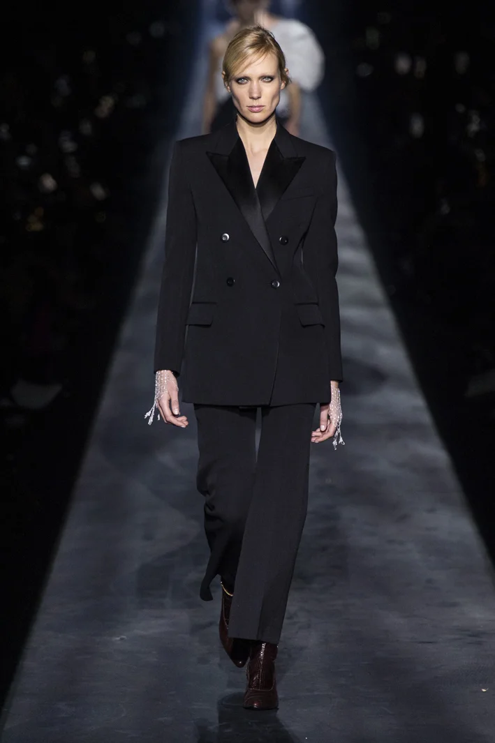 givenchy-rf19-0954.jpg