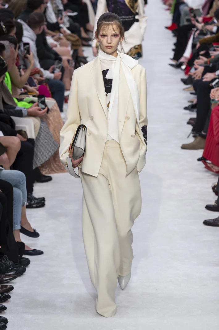 valentino-rf19-0208.jpg