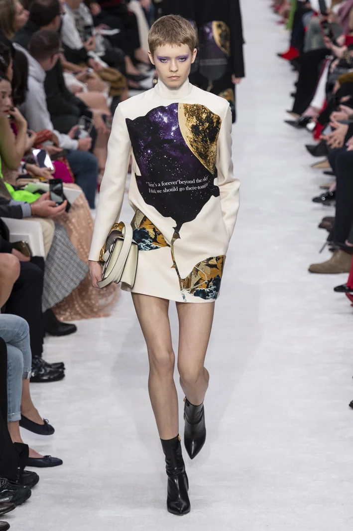 valentino-rf19-0221.jpg