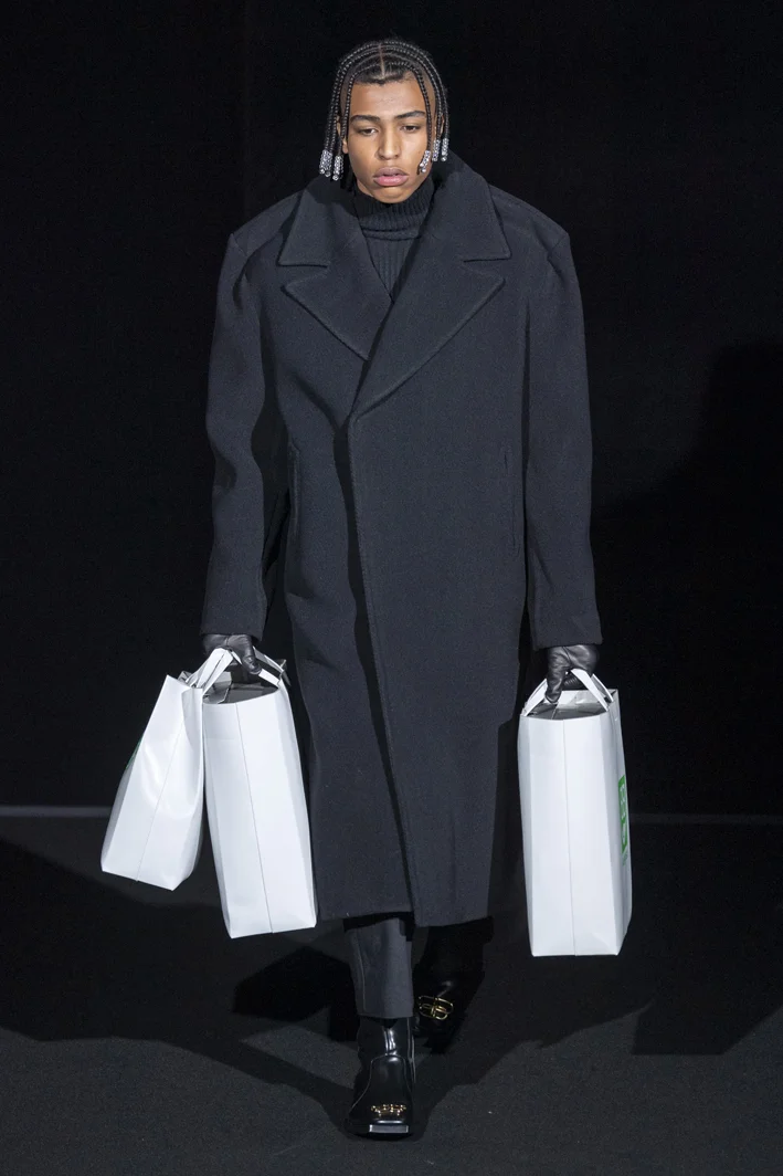 balenciaga-rf19-5404.jpg