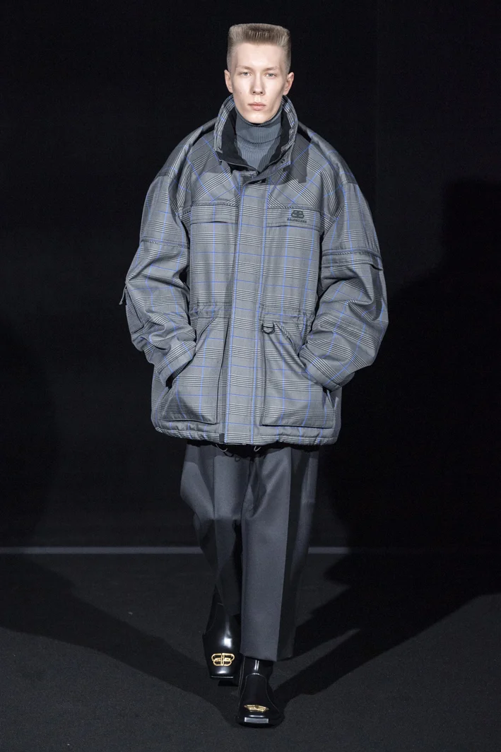 balenciaga-rf19-5530.jpg