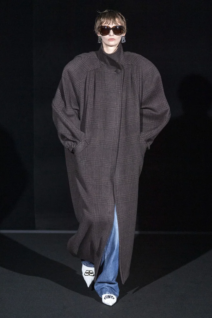 balenciaga-rf19-5743.jpg