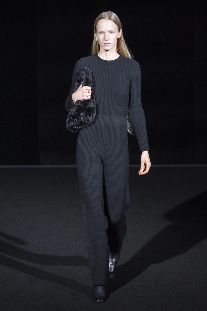 balenciaga-rf19-5935.jpg
