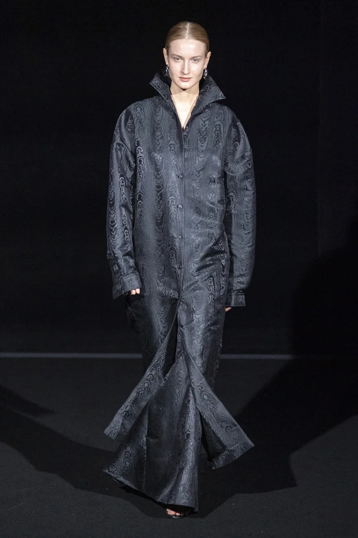 balenciaga-rf19-6070.jpg
