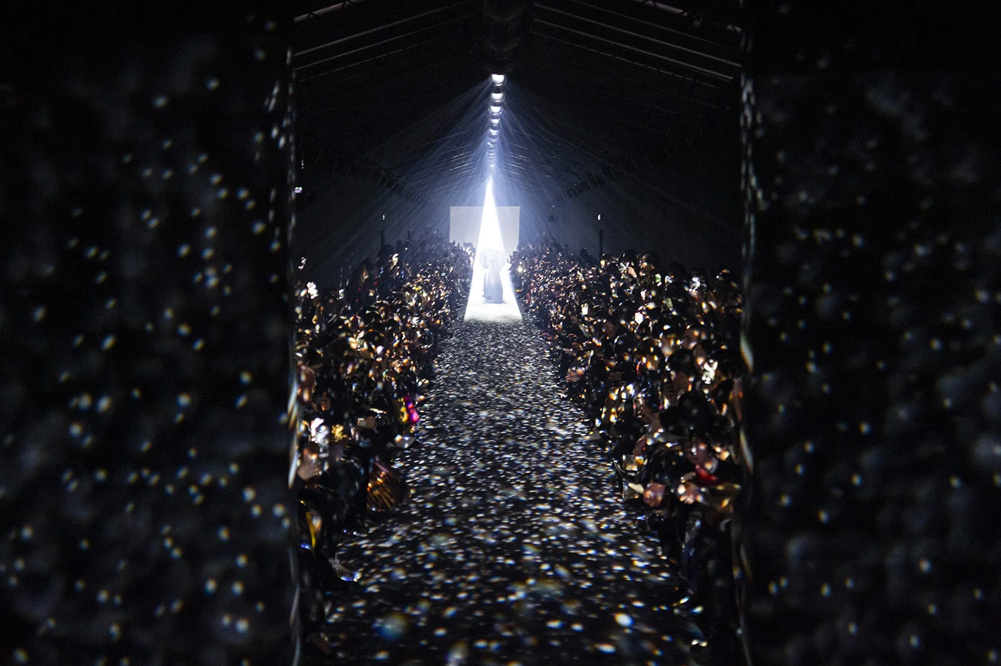 givenchy-rf19-1048.jpg