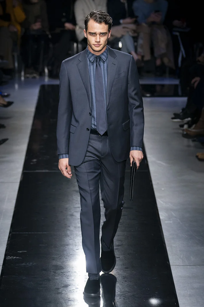 giorgio-armani-rf19-0100.jpg