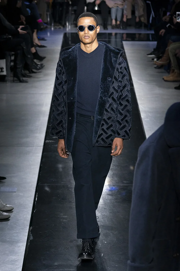 giorgio-armani-rf19-0425.jpg