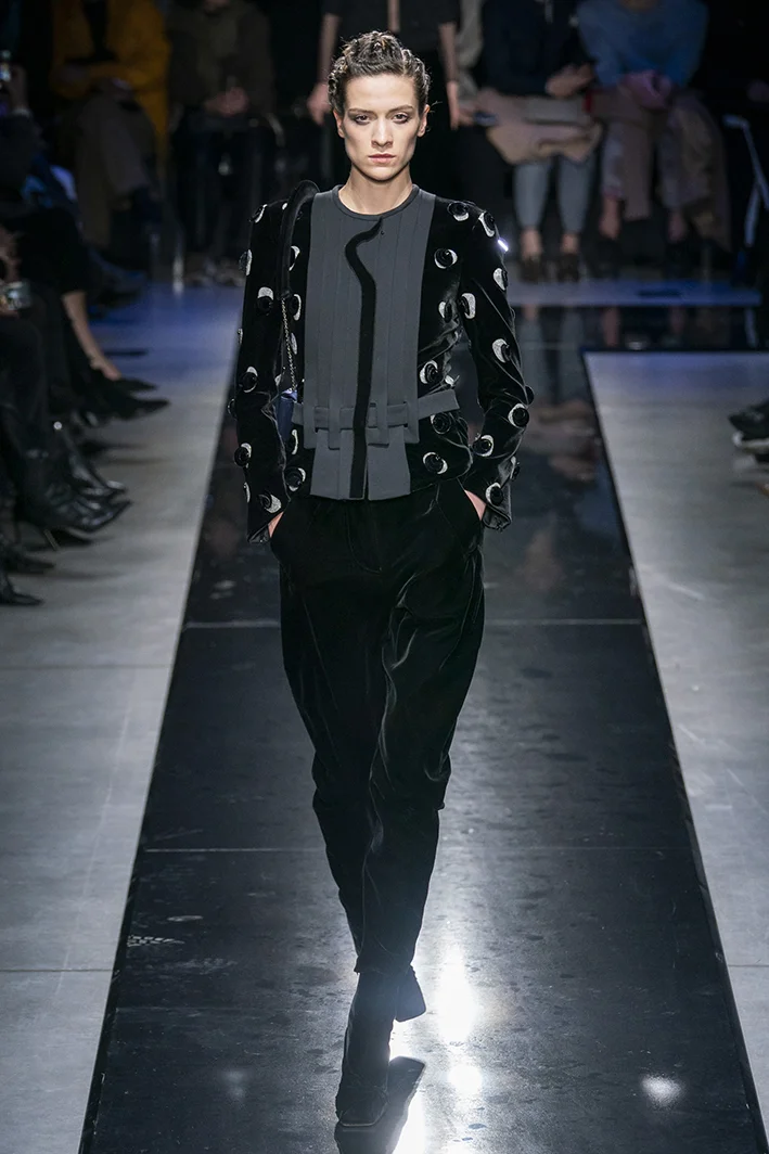 giorgio-armani-rf19-0818.jpg