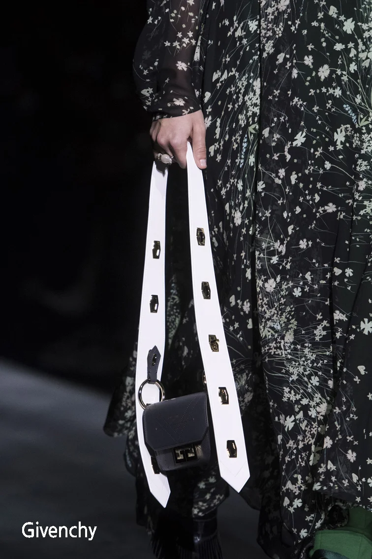 givenchy-clp-rf19-2071-1.jpg