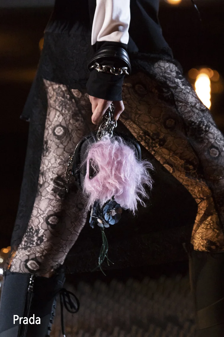 prada-clp-rf19-1227-1.jpg