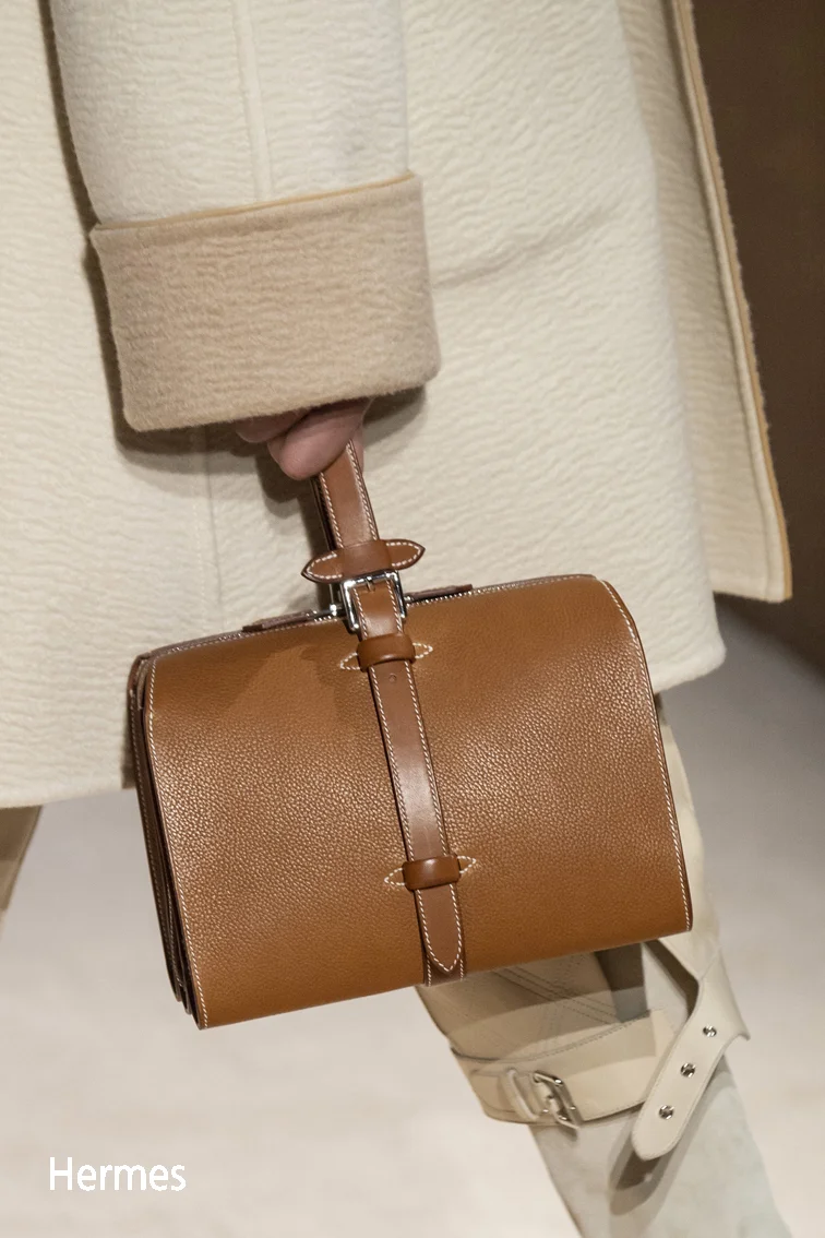 hermes-clp-rf19-6811-1.jpg