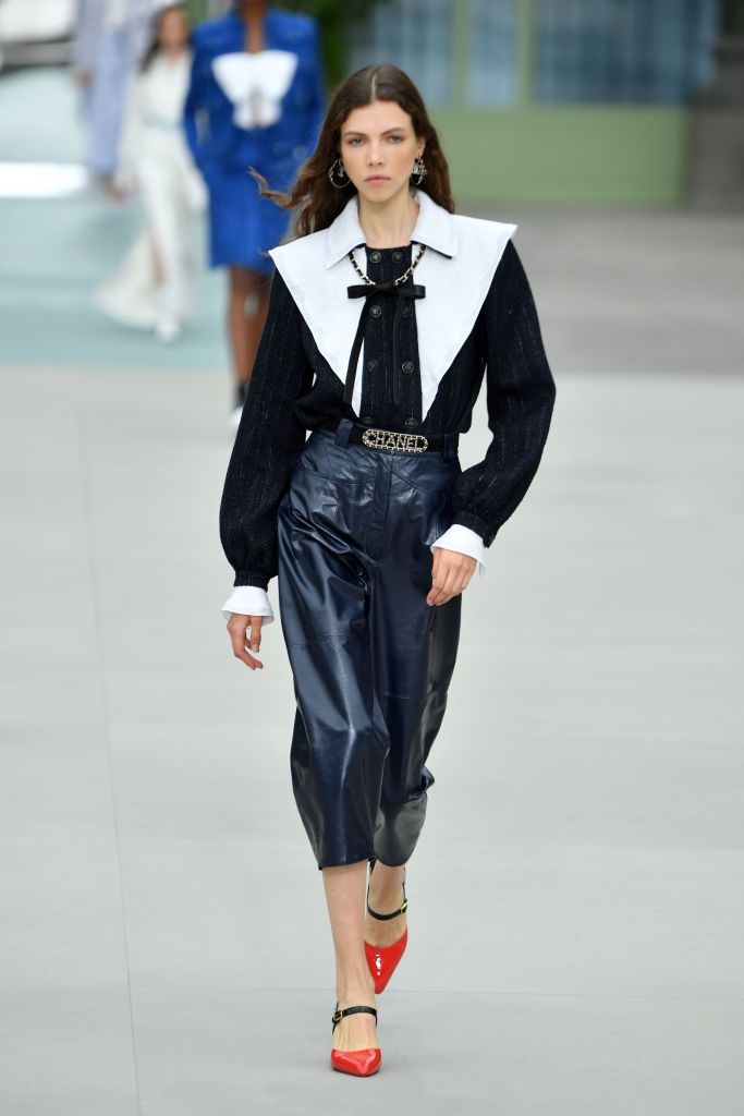 model-walks-the-runway-during-chanel-cruise-2020-collection-news-photo-1146646797-1556892111.jpg