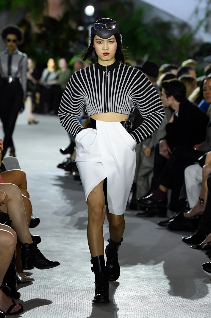 louis-vuitton-cruise-2020-fashion-show-035.jpg
