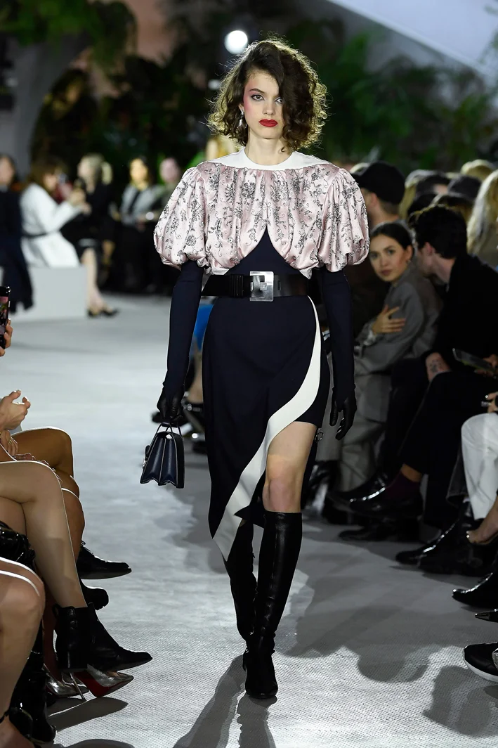 louis-vuitton-cruise-2020-fashion-show-046.jpg