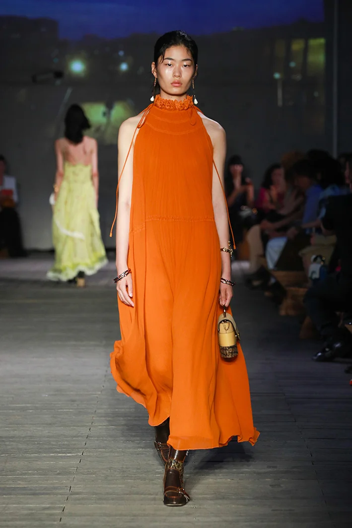 Chloe-resort-2029-030.jpg