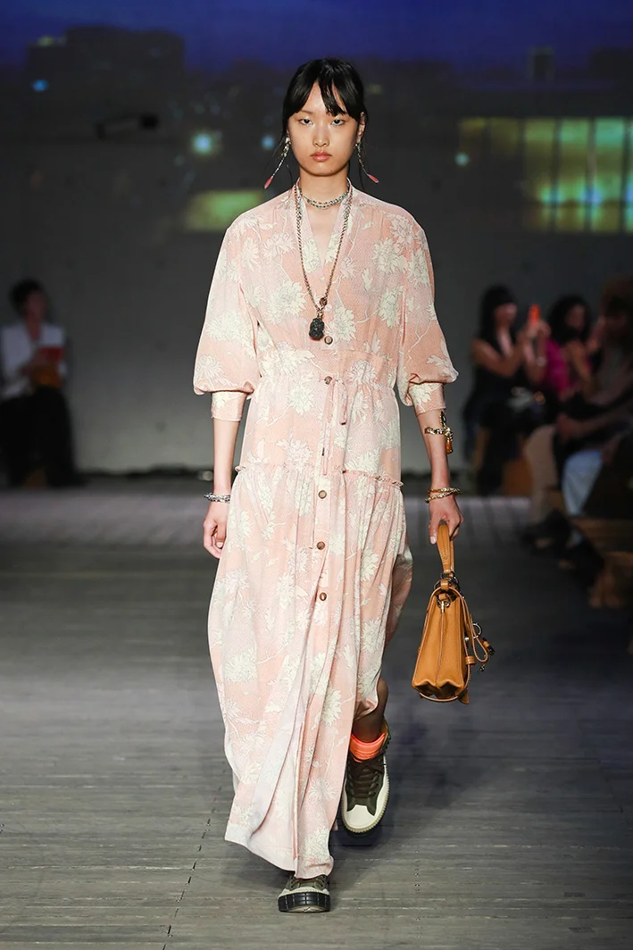 Chloe-resort-2029-033.jpg