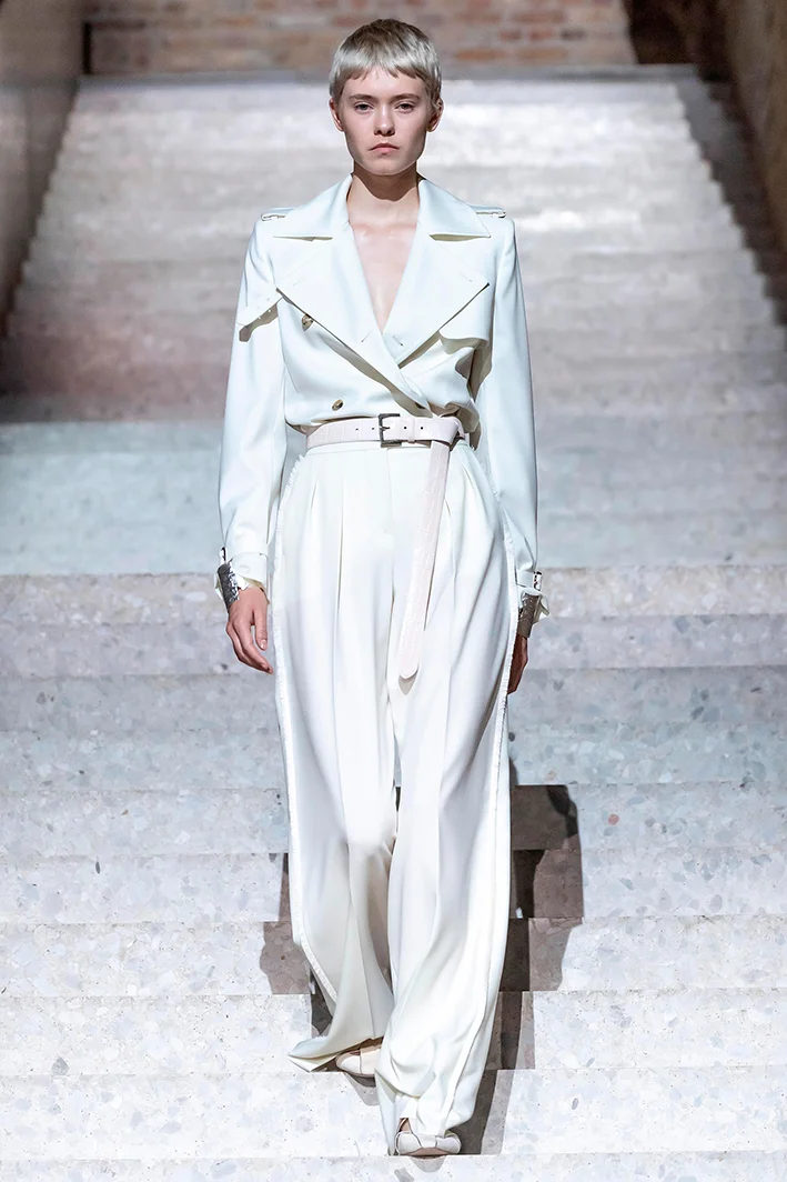 max-mara-resort-2020-fashion-show-040.jpg
