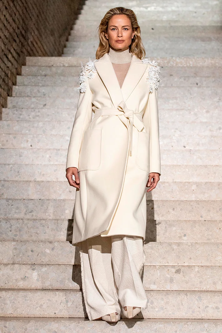 max-mara-resort-2020-fashion-show-049.jpg