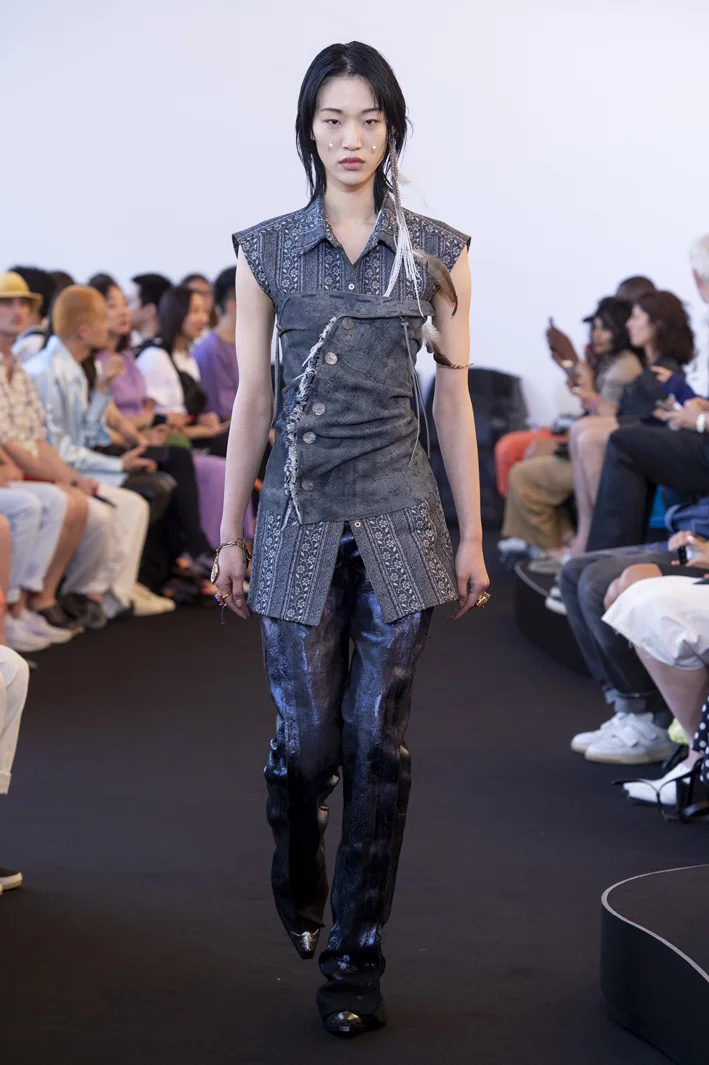 Acne-RS20-5733.jpg