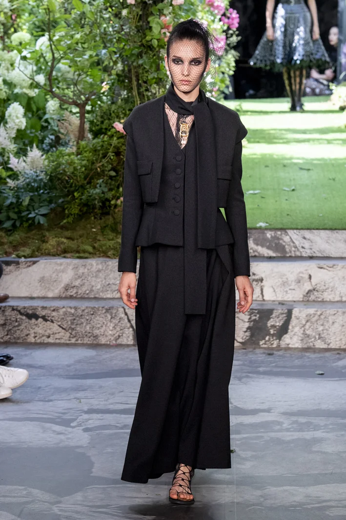 dior-hc-rf19-1718.jpg