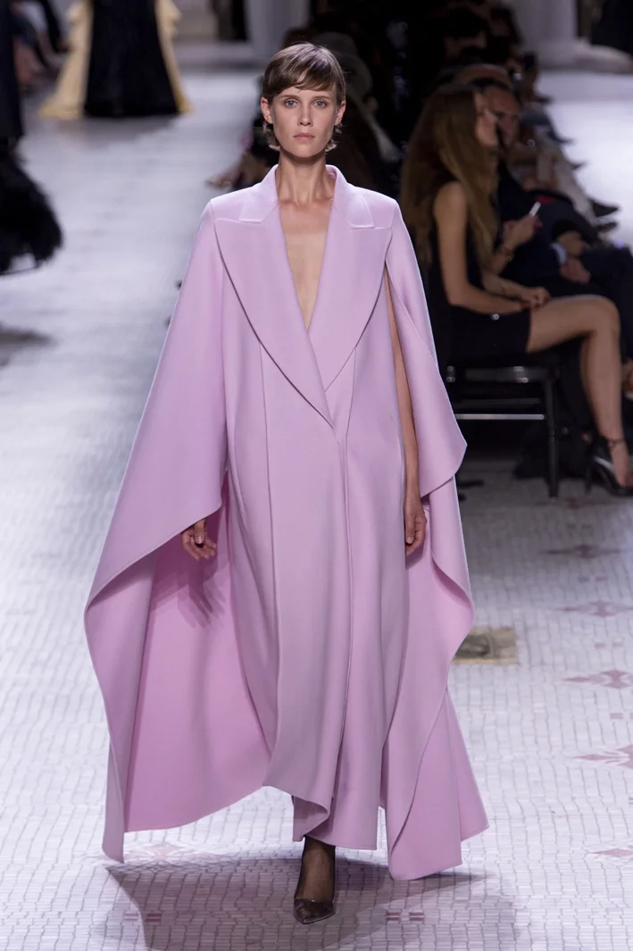 givenchy-hc-rf19-1291.jpg