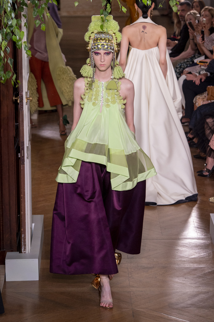 valentino-hc-rf19-3353.jpg
