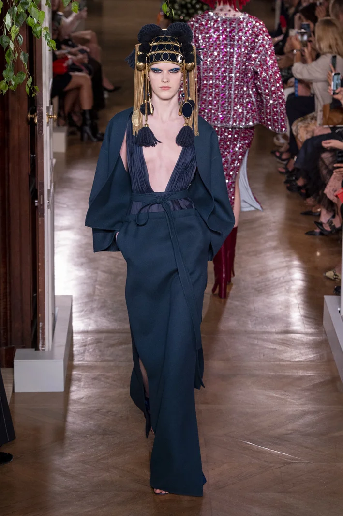 valentino-hc-rf19-3531.jpg