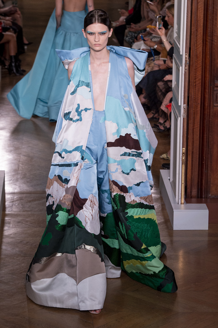 valentino-hc-rf19-3758.jpg