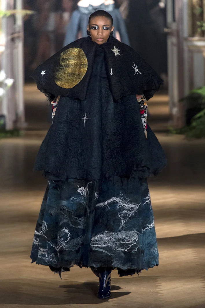 viktor-e-rolf-hc-rf19-2963.jpg