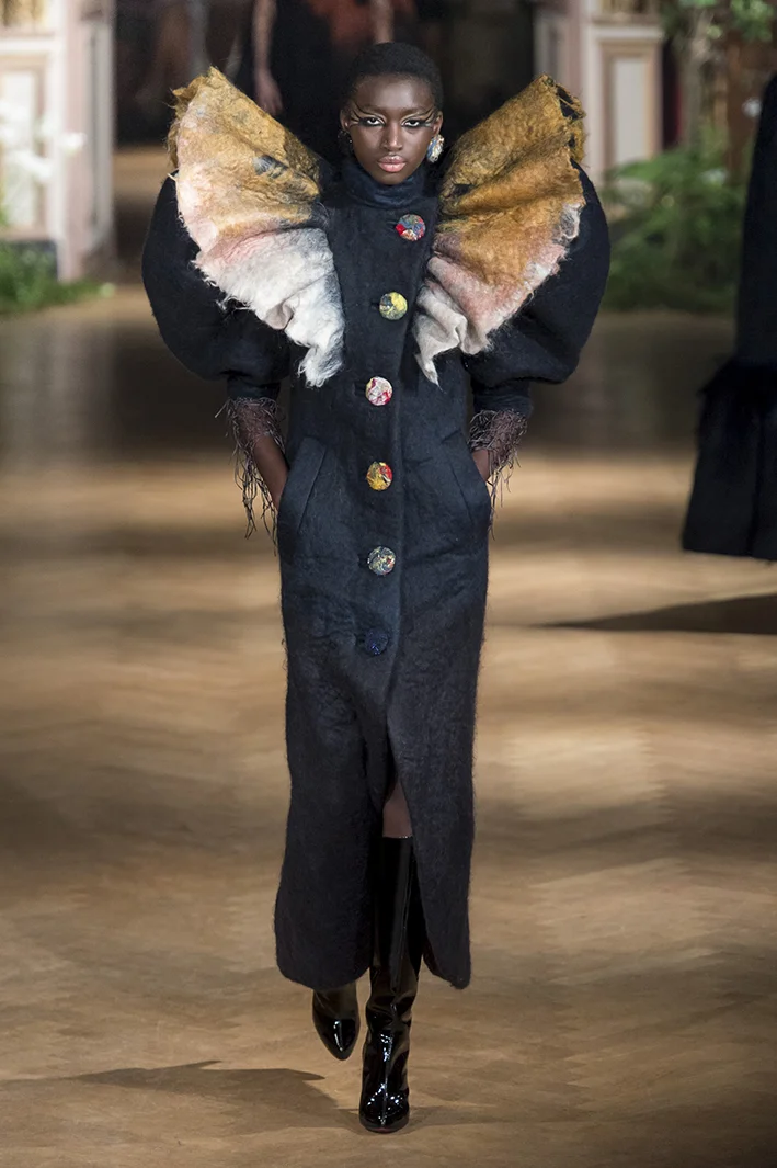 viktor-e-rolf-hc-rf19-2988.jpg