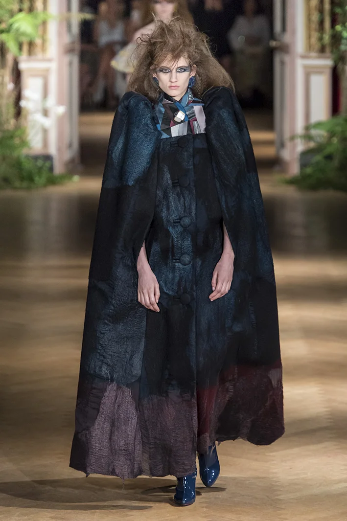 viktor-e-rolf-hc-rf19-3046.jpg
