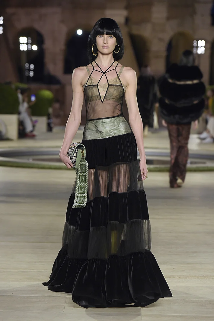 Fendi-PO-HC-F19-0015.jpg