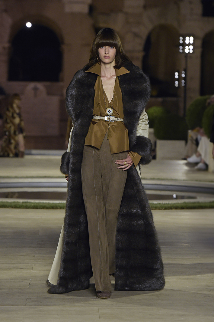 Fendi-PO-HC-F19-0017.jpg