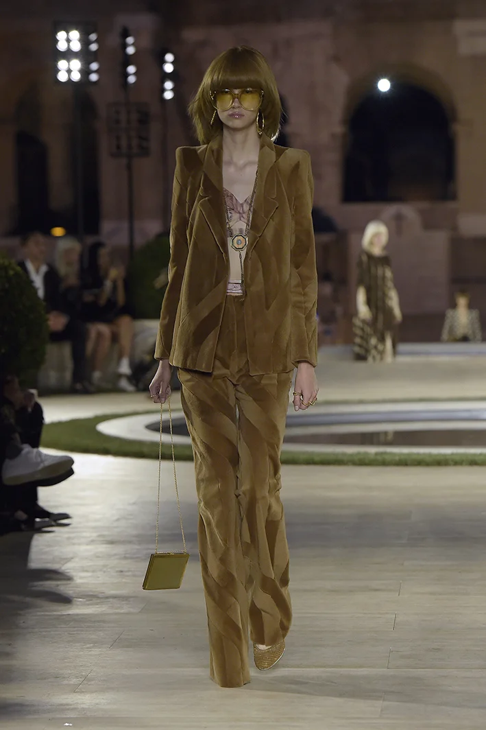 Fendi-PO-HC-F19-0020.jpg