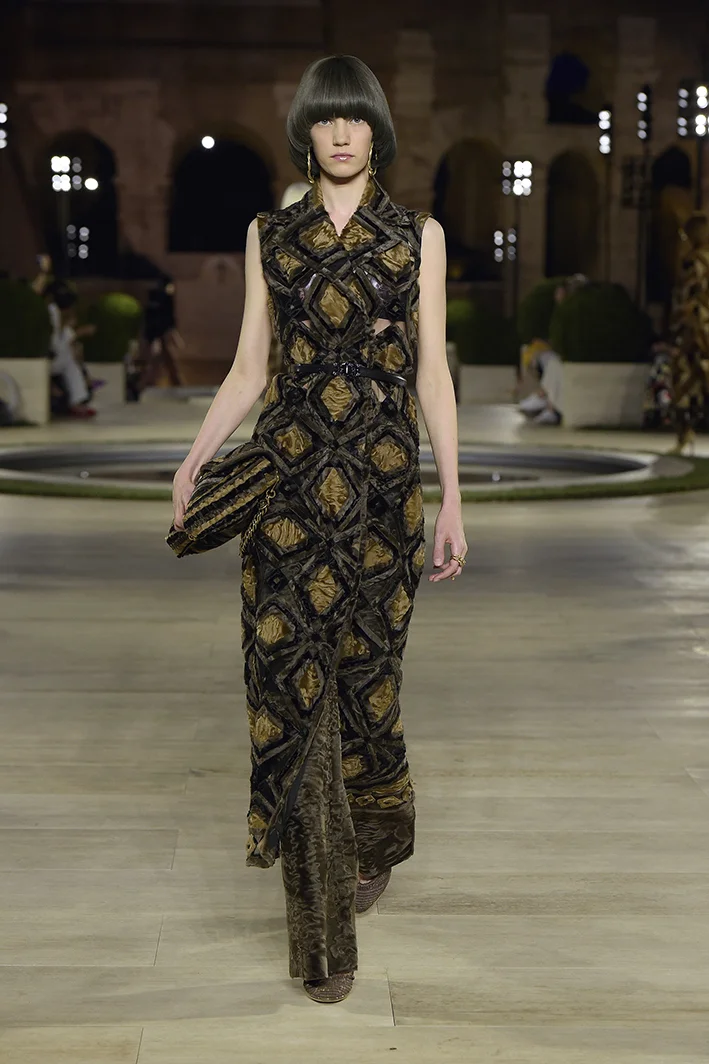 Fendi-PO-HC-F19-0021.jpg