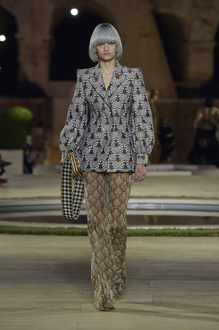 Fendi-PO-HC-F19-0026.jpg